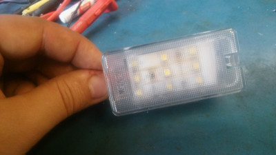 nahrada zarovek za LED auta Genesis (8).jpg