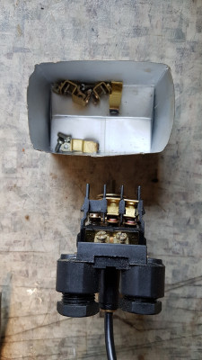 Image854328005359319323.jpg (747.1 KiB) Zobrazeno 3410 x Cestující kontakt první zprava