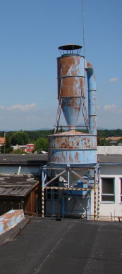 R8.jpg