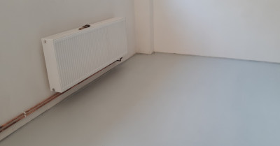 ScreenHunter_01 Oct. 20 22.47.jpg (85.92 KiB) Zobrazeno 3838 x Finále vrchní barvou po zaschnutí, radost pohledět. A můžeme stěhovat :)