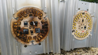 spalene diskretni LED moduly 17W profi tvorba.jpg (210.42 KiB) Zobrazeno 7363 x dilna strop17W LED diskretni