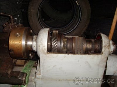 8363202-3.jpg