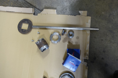 _DSC4212.JPG (3.22 MiB) Zobrazeno 3259 x prípravky na demontáž montáž pohonu a nastavenie prietokov oleja