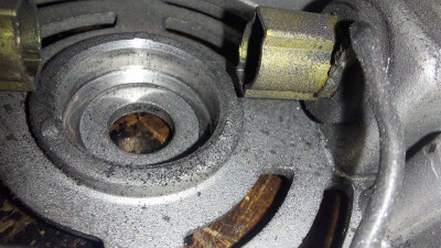 Motor 01.jpg (288.7 KiB) Zobrazeno 3685 x Bordel z uhlíků II