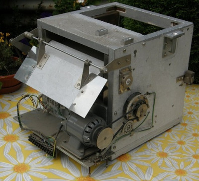 CHROM 5- termostat f.JPG