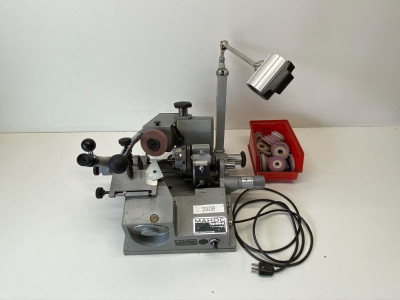 mahog-typ-bs-a-bohrerschleifmaschine2.jpg