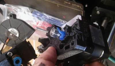 3D tisk hot end prusa extruder motor problem jam zablokovany issue (1).jpg (259.56 KiB) Zobrazeno 3006 x Extruder hybrid, bez chladice flex zamotany