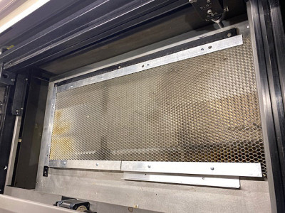 laser.jpg (106.97 KiB) Zobrazeno 10766 x honeycomb