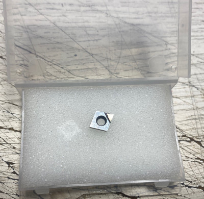 diamant.jpg (338.89 KiB) Zobrazeno 3795 x CCGT060202