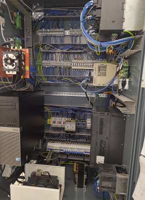 nadrátovaný rozvaděč