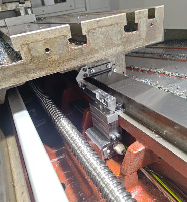 přemístění koncaku z vnějšku do suportu