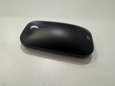 Bluetooth myš Microsoft Surface, 300Kč
