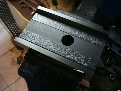 P1090883.JPG (190.41 KiB) Zobrazeno 9144 x zalícování spodních ploch s ložem