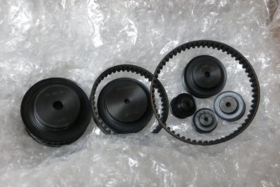 IMG_7634_rodinka.jpg (329.85 KiB) Zobrazeno 11176 x 12=>36 podélný posuv, 16=>32 příp. 12=>24 příční posuv