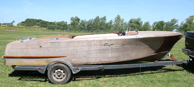 19-capri-8j-038-9in.jpg