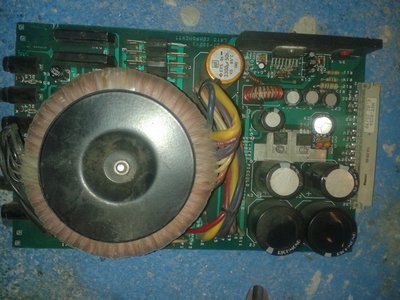 Toroid trafo s usměrnění, několik větví 600Kč