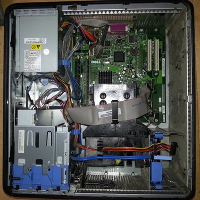 2015-01-20 14.27.27.jpg (374.16 KiB) Zobrazeno 3434 x Dell Optiplex GX520 vnitřek