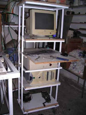 stand_1.jpg