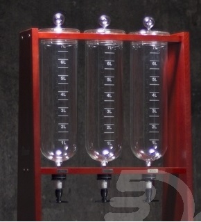 Tohle jsme soustružili ze skleněných trubek od Schotta