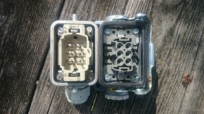 6 pinů 400V/16A