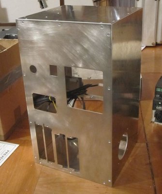 front.JPG (78.15 KiB) Zobrazeno 4150 x Pohled na čelo.