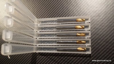 4,8mm