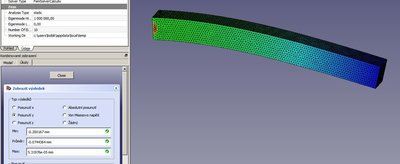 Další výsledek stejného výpočtu, jen velikost buňky sítě je 1mm. Vidíte, že vypočtená deformace je skoro stejná.