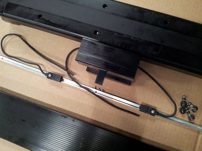 THK KR45, 310mm - detail magnetické spínače
