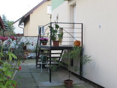 schody -rear.JPG