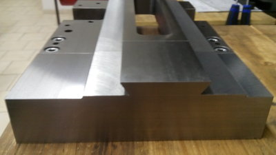 CNC 1000 037.jpg