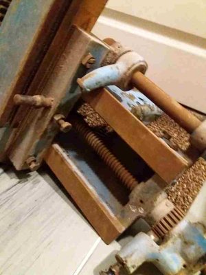 sheping03.jpg (26.87 KiB) Zobrazeno 8668 x Ulomená páčka - tohle už prkotina úplně není ale myslím si, že je to řešitelné