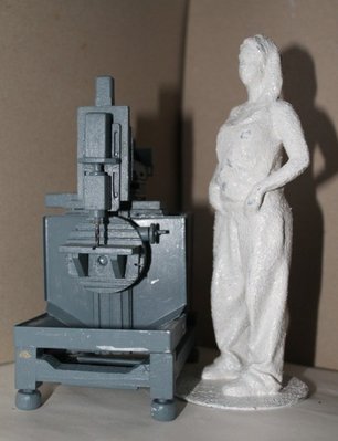 Lucy a frézka E10.jpg (57.21 KiB) Zobrazeno 6182 x foto s figurantkou vysokou 180cm napoví více