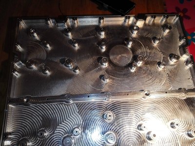 vk.jpg (224.9 KiB) Zobrazeno 6120 x vakuová komora