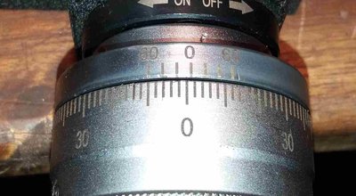 nonius1.jpg (68.71 KiB) Zobrazeno 5676 x Dílek na noniu je 20" vlevo se přičítá vpravo se odečítá ryska nonia +60 a -60 se kryje s ryskou stupnice