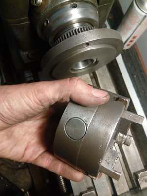 IMG_20180622_222835.jpg (4.6 MiB) Zobrazeno 6888 x zaslepený upínací šroub ve sklíčidle - v místě praskliny....