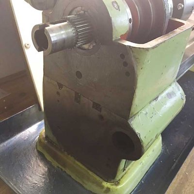 zadek_soustruhu.jpg (28.21 KiB) Zobrazeno 4405 x zadek_soustruhu.jpg