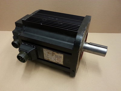 Motor Yaskawa 1.jpg